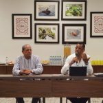 Imagen Director General Enrique García hablando en reunión con el sector hotelero y construcción de Verón Punta Cana